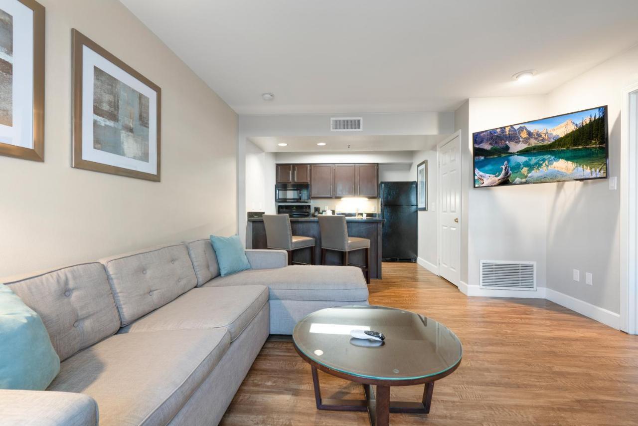 Chase Suites Brea-Fullerton - North Orange County Esterno foto