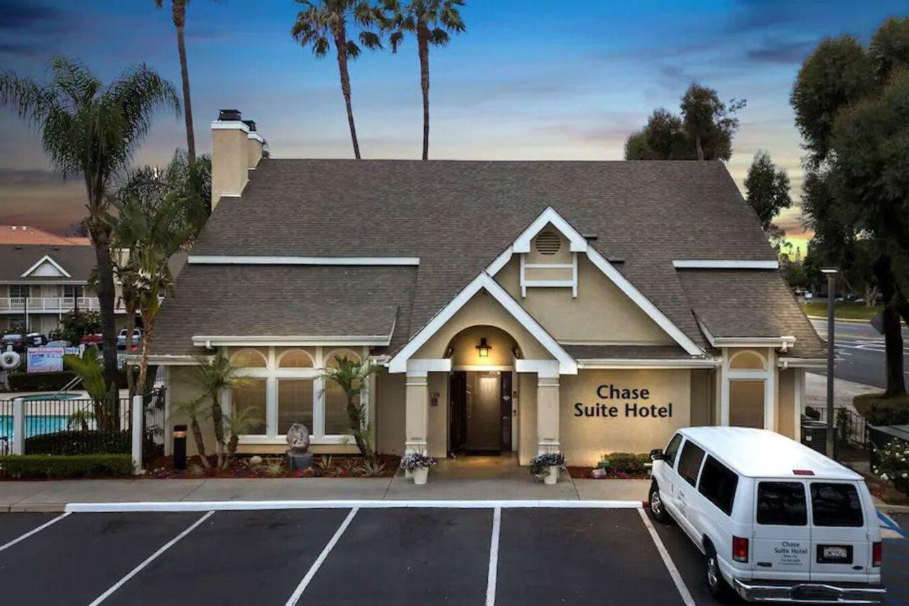 Chase Suites Brea-Fullerton - North Orange County Esterno foto