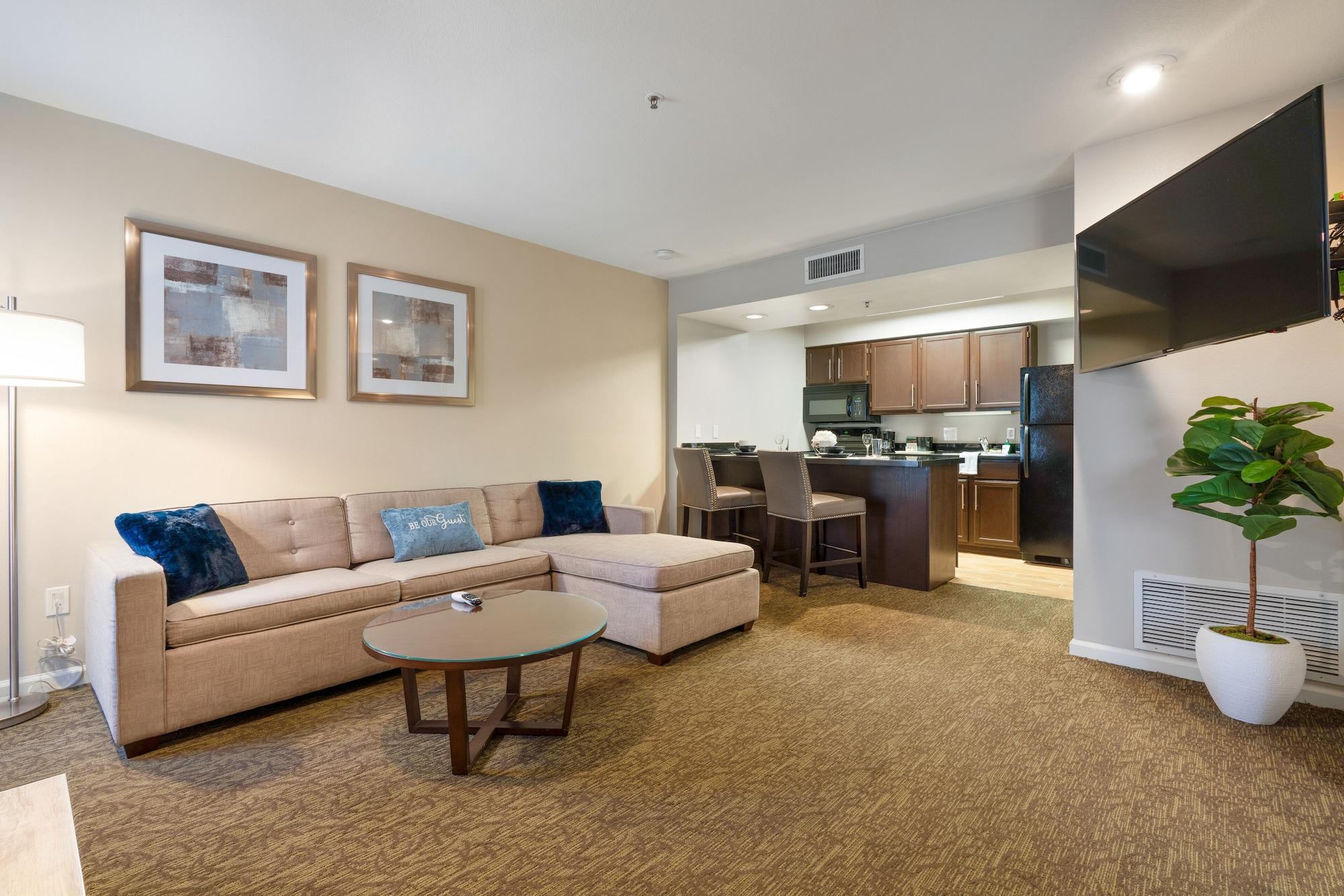 Chase Suites Brea-Fullerton - North Orange County Esterno foto