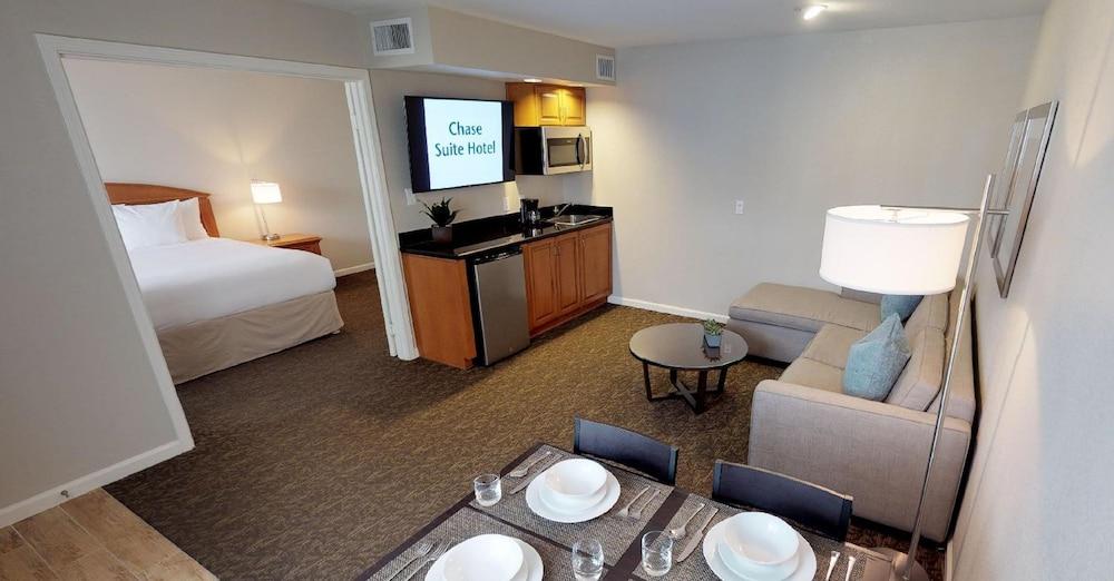 Chase Suites Brea-Fullerton - North Orange County Esterno foto