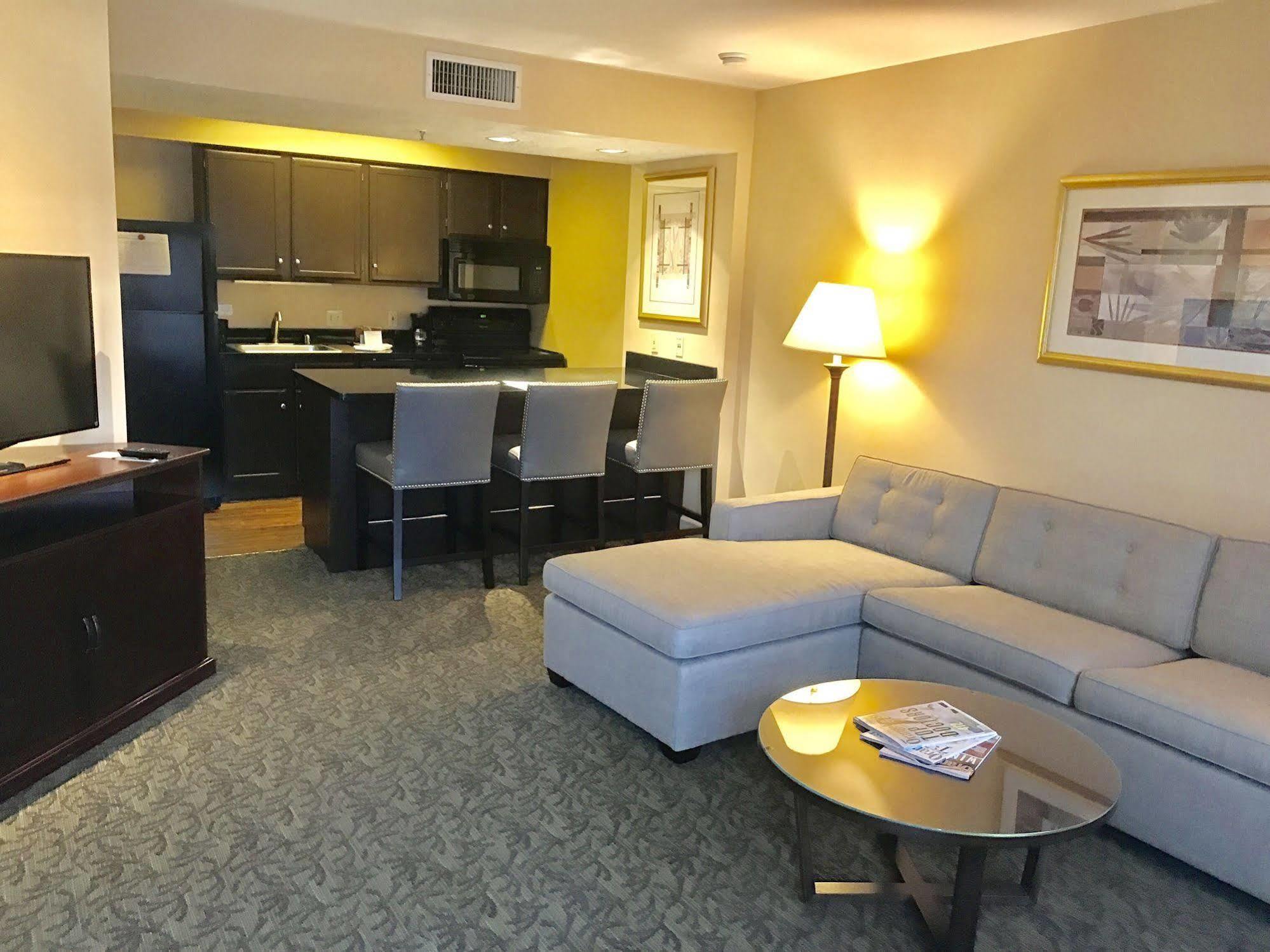 Chase Suites Brea-Fullerton - North Orange County Esterno foto